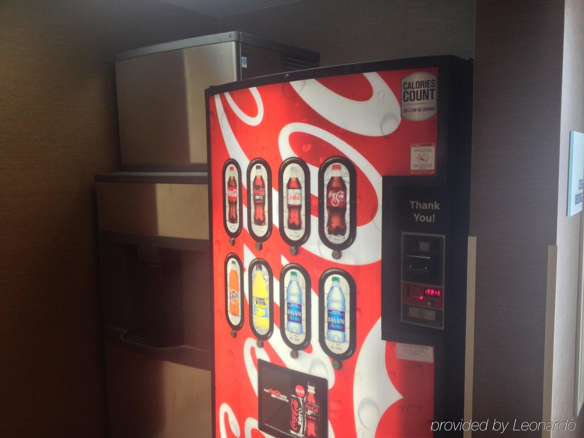Holiday Inn Express Hotel & Suites Canton By Ihg Bagian luar foto