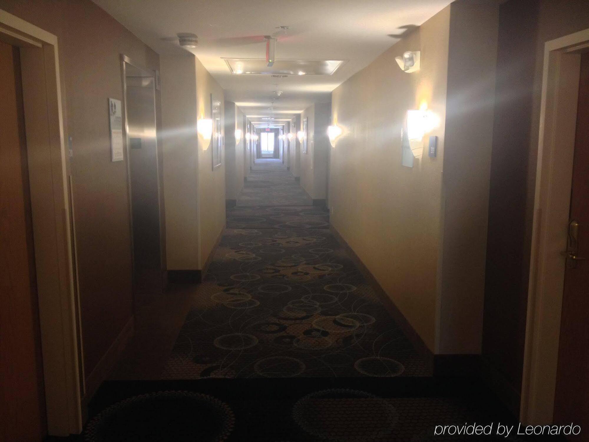 Holiday Inn Express Hotel & Suites Canton By Ihg Bagian luar foto